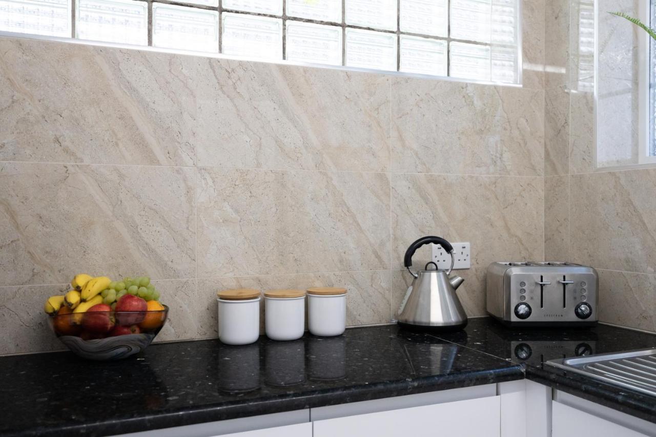 Spacious 4 Bedroom House Next To Kensington Palace Londra Exterior foto